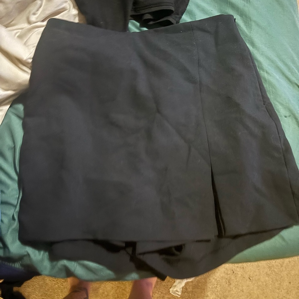 Zara black skort